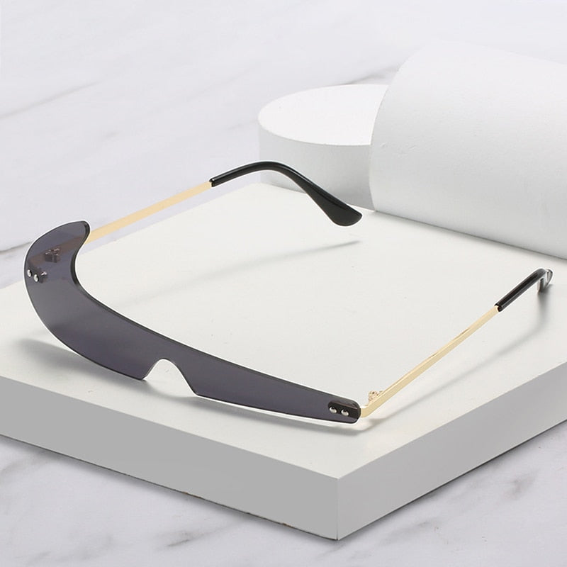 Fashion Unique One Piece Women Sunglasses Vintage Rimless Clear Ocean Lens Eyewear Shades UV400 Men Trending Sun Glasses